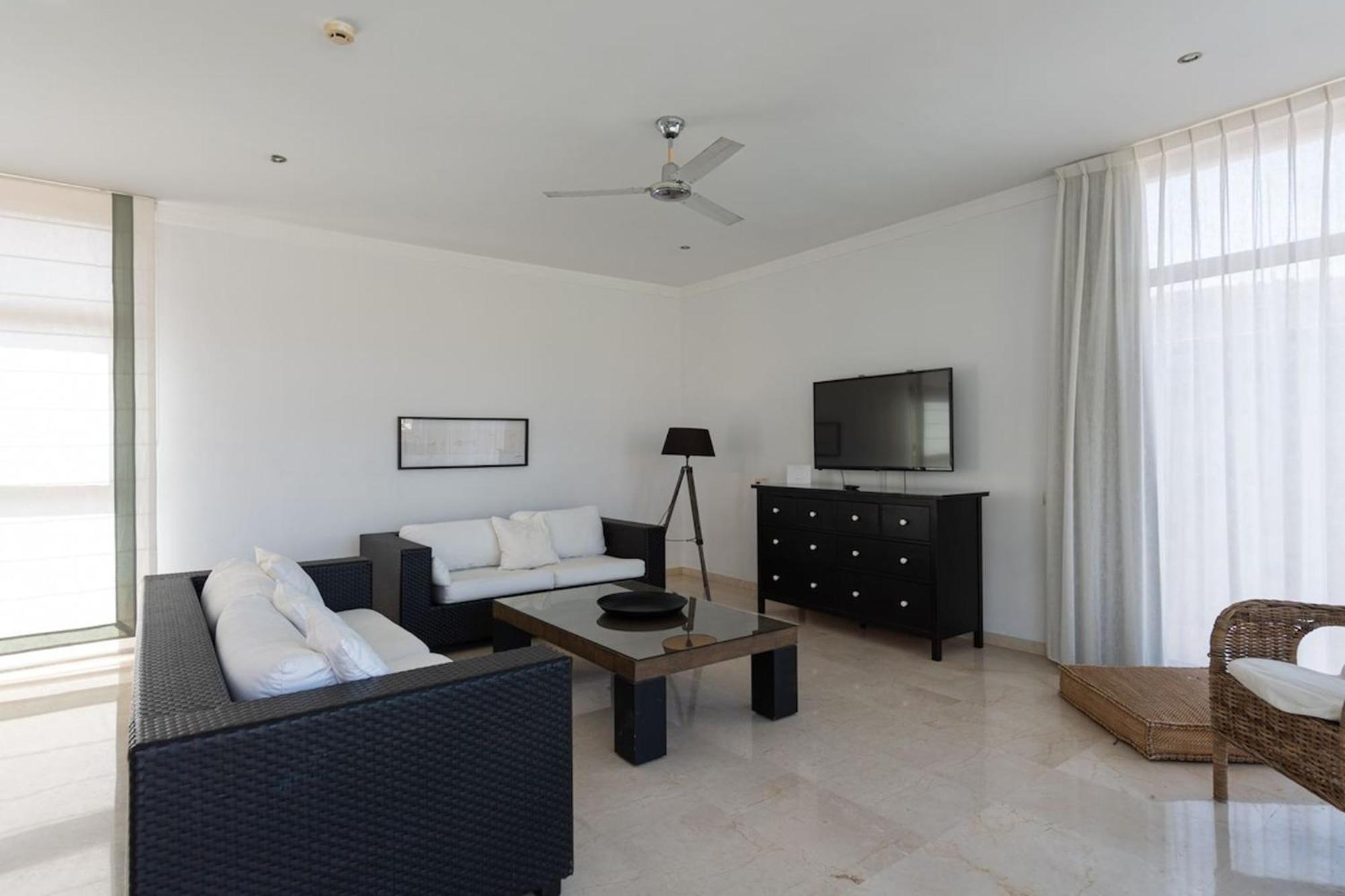 Tauro Villas Deluxe La Playa de Tauro Kültér fotó